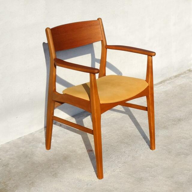 北欧ビンテージ　アームチェア　黄色