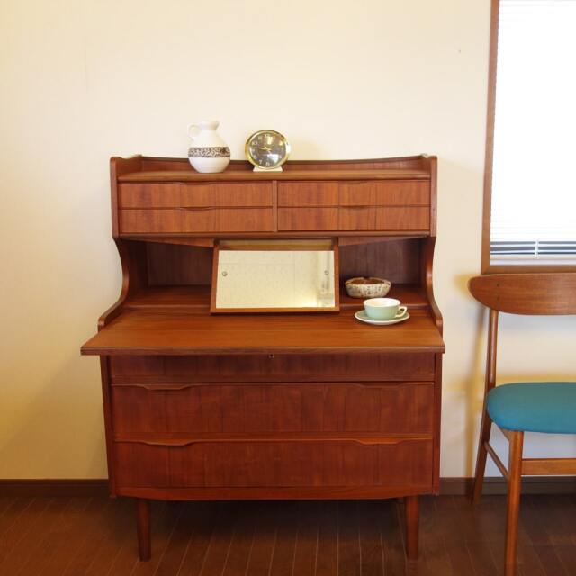 ヴィンテージ木製ライティングビューロー