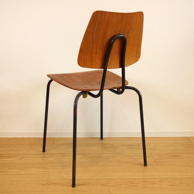 北欧のヴィンテージ・スクールチェア｜アンバーデザイン