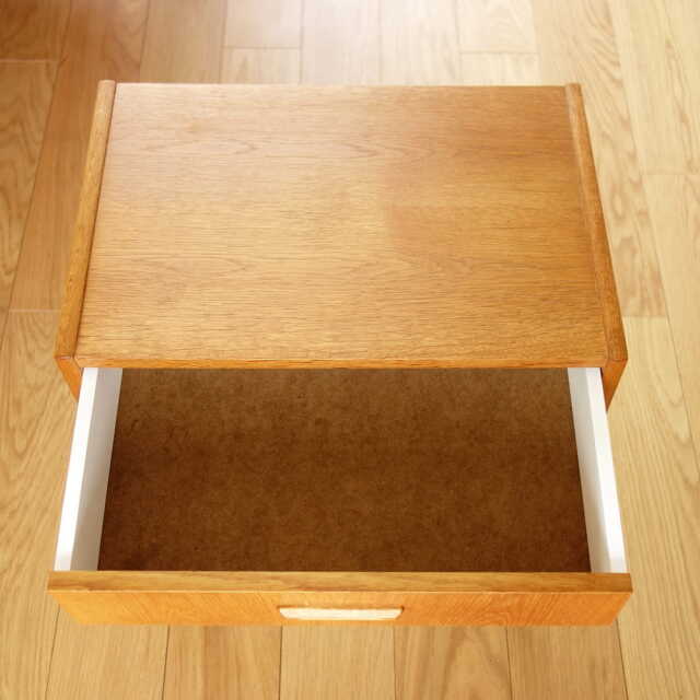 オーク材ナイトテーブルひきだし