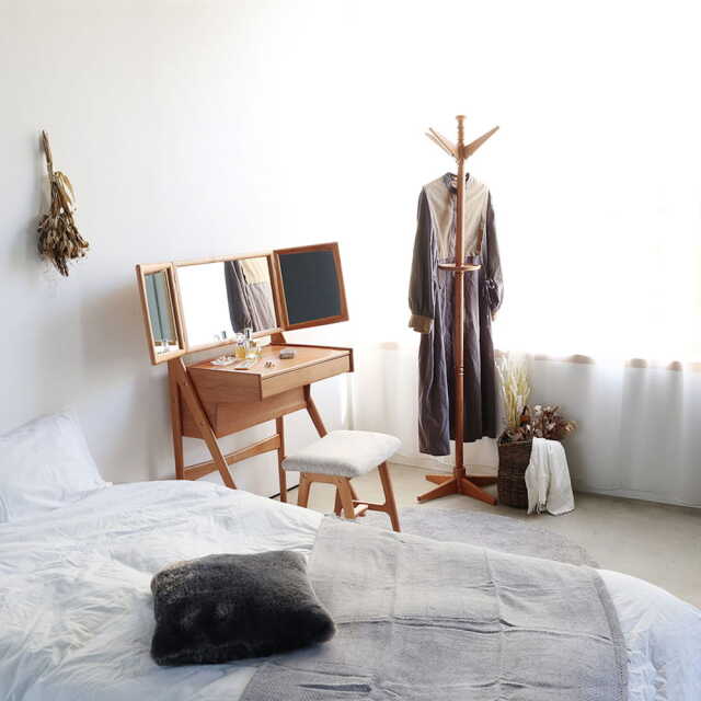 北欧スタイル木製ハンガーラック