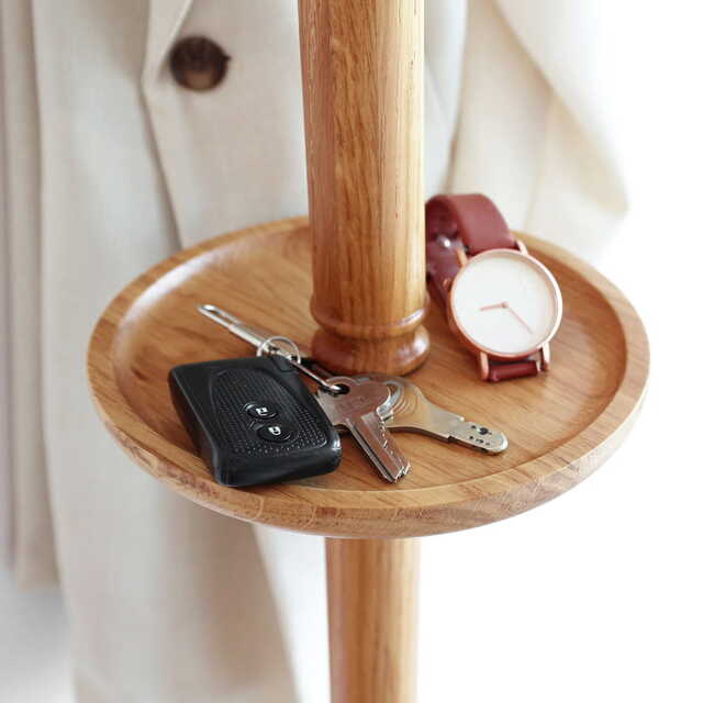 あると便利な小物トレー付き