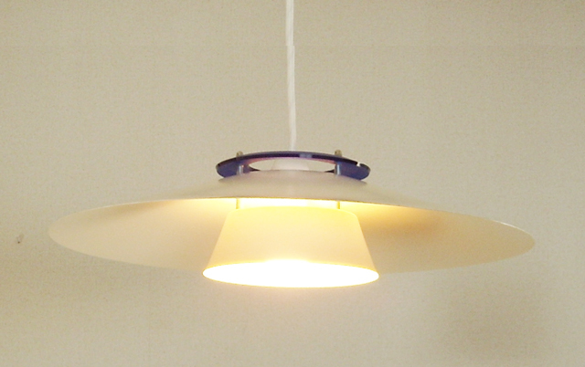 デンマーク　ペンダントライト