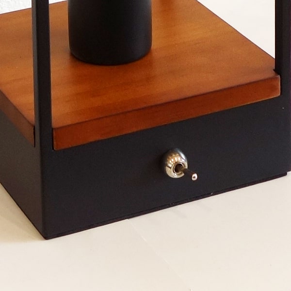 レトロな照明スイッチ