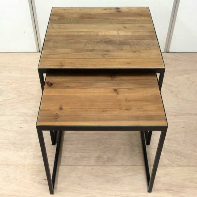 味わい深い古材のサイドテーブル２個セット