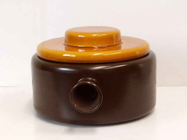 陶器蓋つきキャセロール