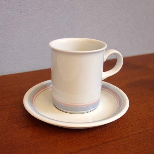 北欧食器フィッギオのコーヒーカップ