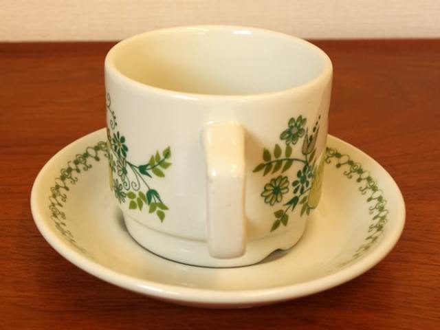 フィッギオ　マーケット　カップ＆ソーサー