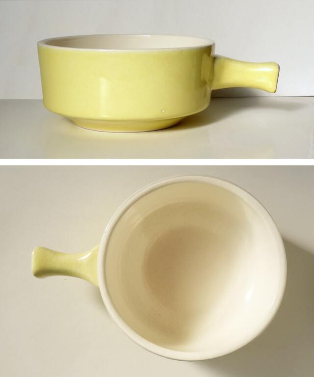 黄色い陶器ボウル