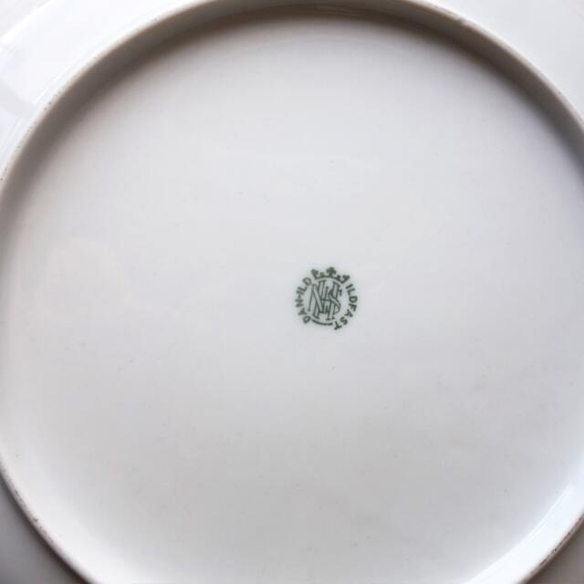 Lyngbyポーセリン大皿ディナープレート｜北欧家具アンバーデザイン