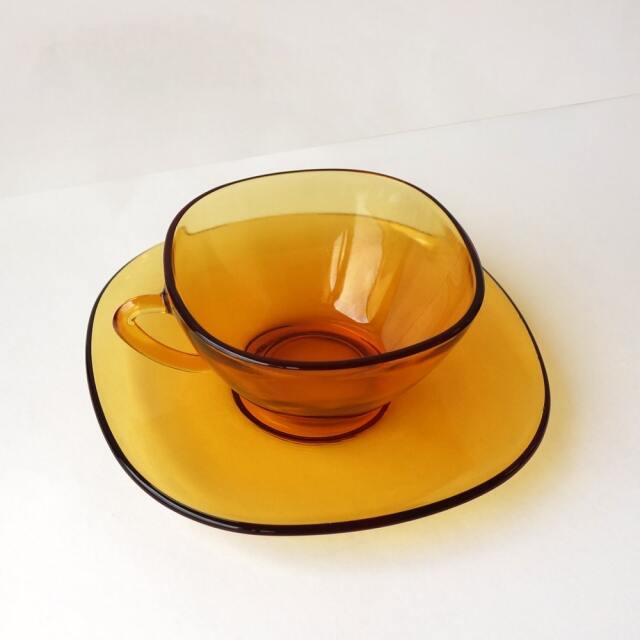 フランス製VERECOカップ＆ソーサー｜北欧家具アンバーデザイン