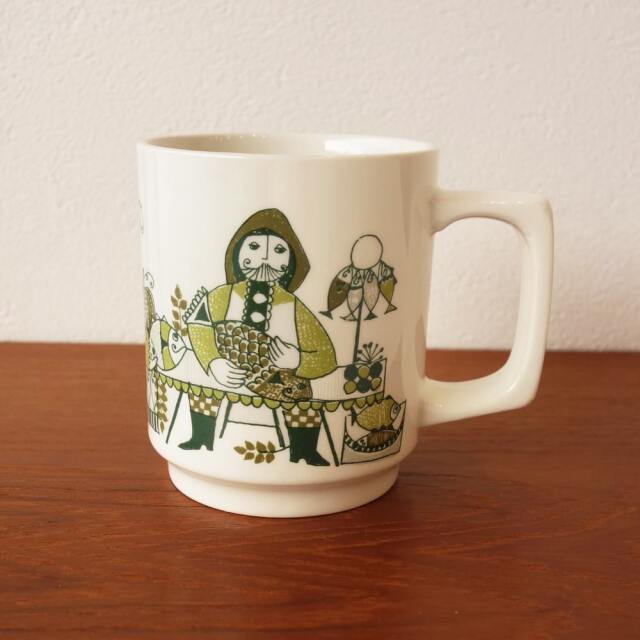 デンマーク製フィッギオ陶器マグ