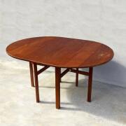 シャビーで格好いいビンテージ・ウォールフック｜アンバーデザイン