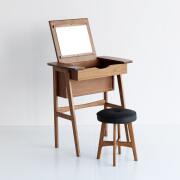 小さい木製ドレッサー椅子付き