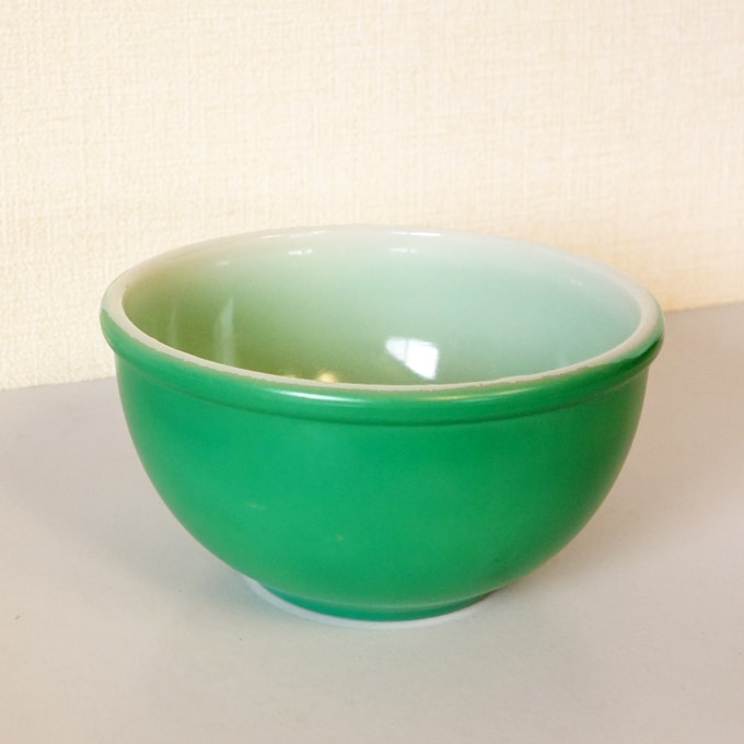 ビンテージFire Kingボウル グリーン