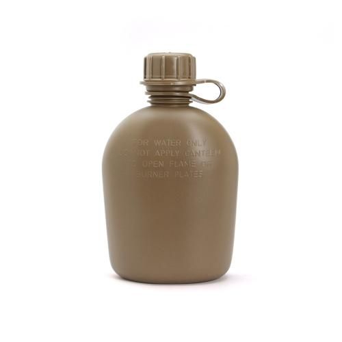 Hayes TOOLING & PLASTICS ヘイズツーリングアンドプラスチック / 「1QT Canteen "Coyote"」 950ml 水筒