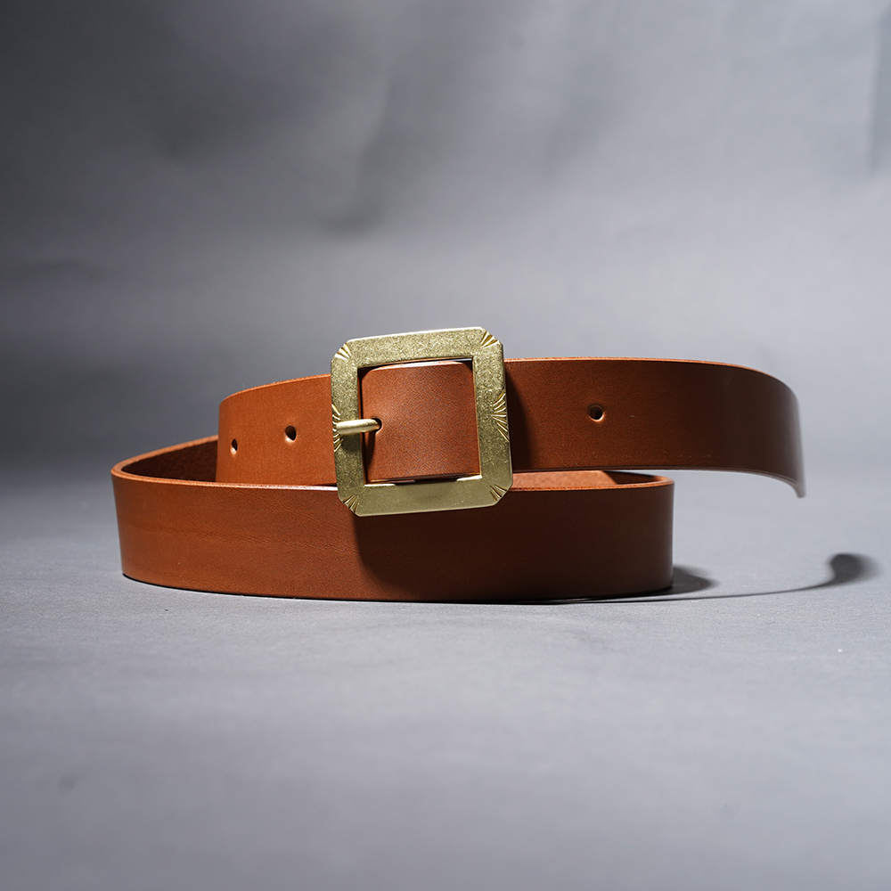 MOTO / モト「LEATHER BELT / BROWN」真鍮製バックルレザーベルト