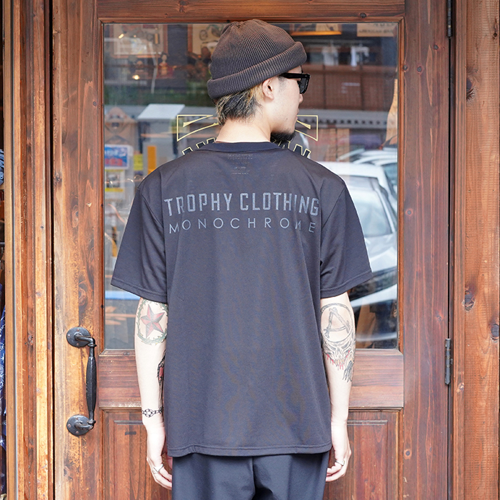TROPHY CLOTHING/トロフィークロージング「"MONOCHROME" Logo RD Pocket Tee / BLACK」RDポケットTシャツ