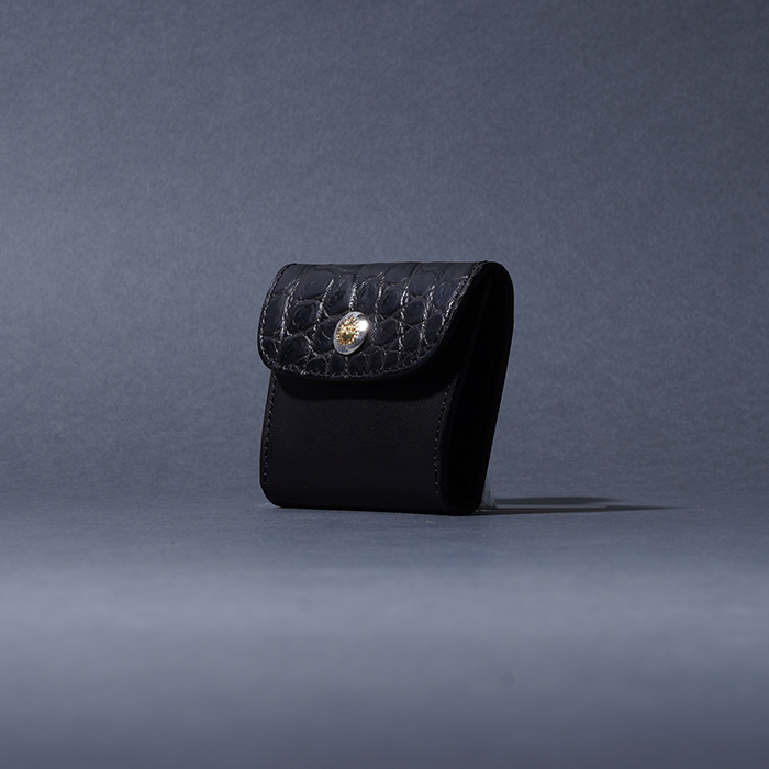 MOTO / モト「C2 CROCODILE×BELGIUM TAN LEATHER COIN CASE / BLACK」クロコダイル×ベルギーヌメレザー コインケース