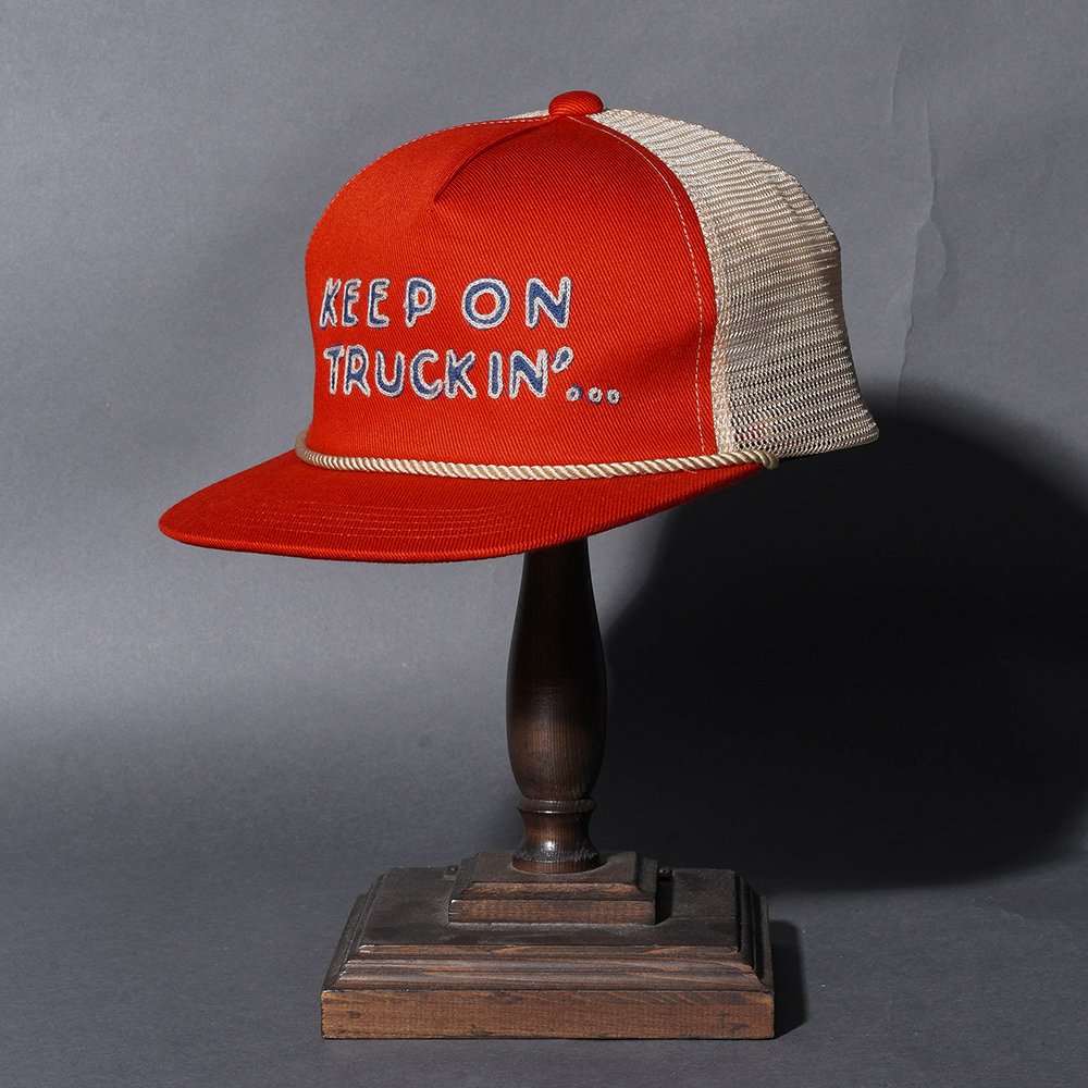 WEIRDO/ウィアード「KEEP ON TRUCKIN' - TRUCKER CAP / RED」トラッカーキャップ