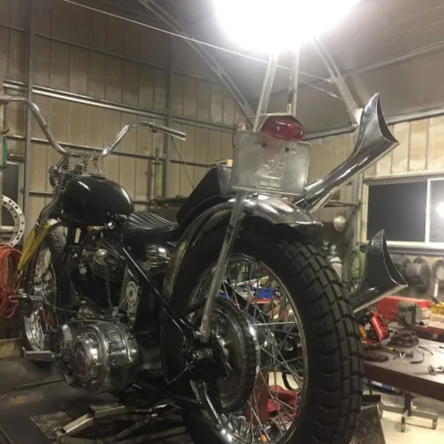 HWZN.MFG.Co./ハウゼンエムエフジー「I-Beam Sissy-Bar」シーシーバー