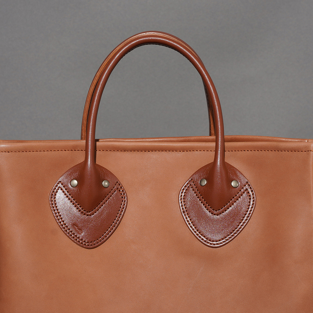MOTO / モト「OILDE COW 2WAY BAG SMALL / BROWN」オイルドカウレザー