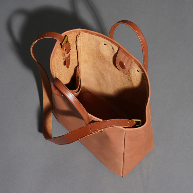 MOTO / モト「OILDE COW 2WAY BAG SMALL / BROWN」オイルドカウレザー
