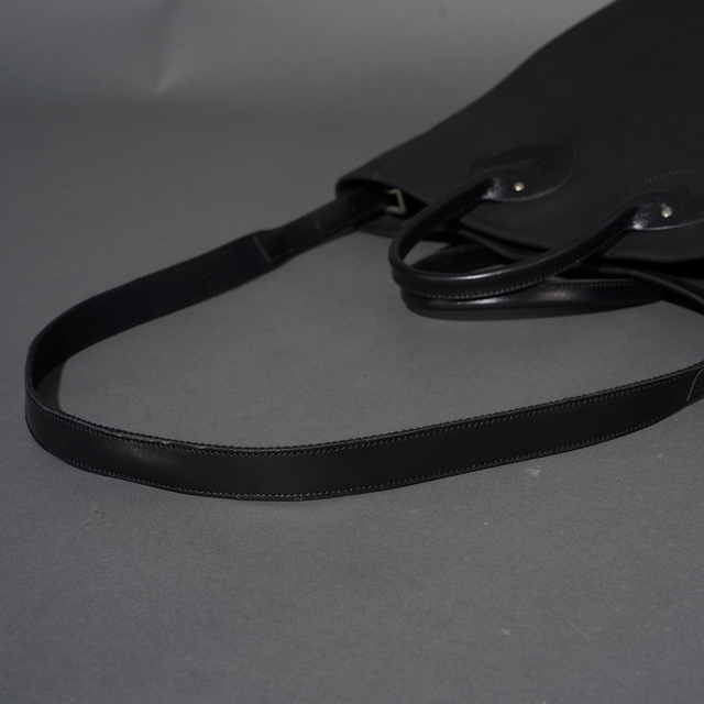 MOTO / モト「OILDE COW 2WAY BAG SMALL/ BLACK」オイルドカウレザー