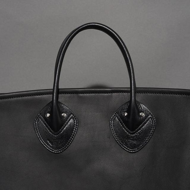 MOTO / モト「OILDE COW 2WAY BAG LARGE / BLACK」オイルドカウレザー