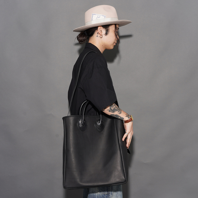 MOTO / モト「OILDE COW 2WAY BAG LARGE / BLACK」オイルドカウレザー