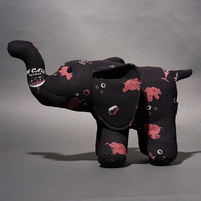 BW CAVE x GLADHAND「Pink Elephants Doll Elephant Brand」ぬいぐるみ