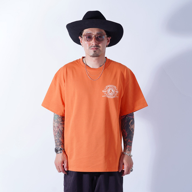 AMERICAN WANNABE 「TRADE MARK S/S TEE」 AMERICAN WANNABE Trade Mark Tee Nastoysの通販 by shop｜ラクマ