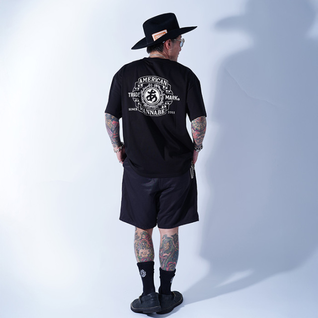 AWTO-250101 /「TRADE MARK S/S TEE / BLACK」プリントS/S Tシャツ
