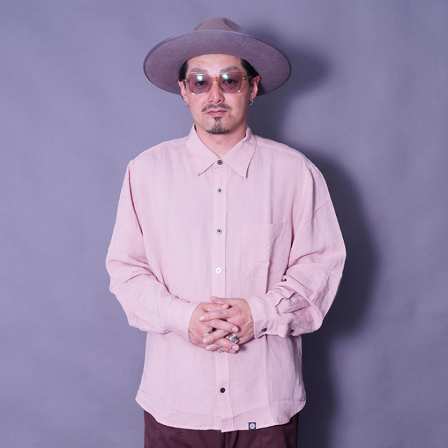 AMERICAN WANNABE/アメリカンワナビー「REGULAR COLLAR SHIRT /  PINK」レギュラーカラーL/Sシャツ