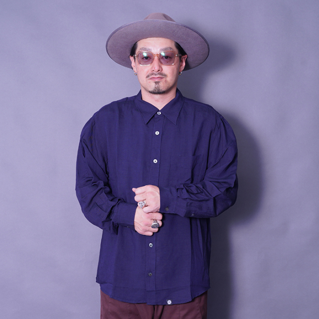AMERICAN WANNABE/アメリカンワナビー「REGULAR COLLAR SHIRT /  NAVY」レギュラーカラーL/Sシャツ