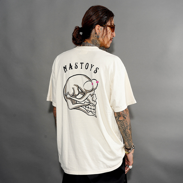 NASTOYS/ナストイズ「BENT BACK GIRL S/S TEE / WHITE」プリントS/S Tシャツ