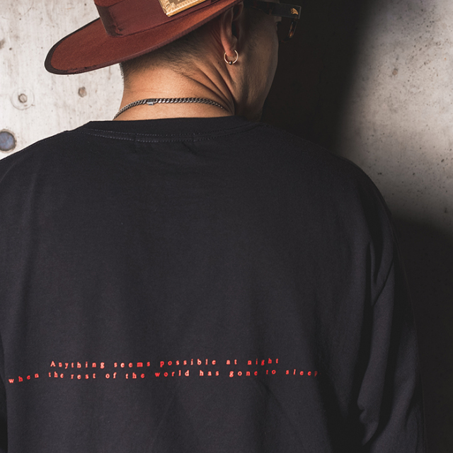 AKIRA SHIMAZU × TxBONE × AMERICAN WANNABE 「“ONETEN” L/S TEE