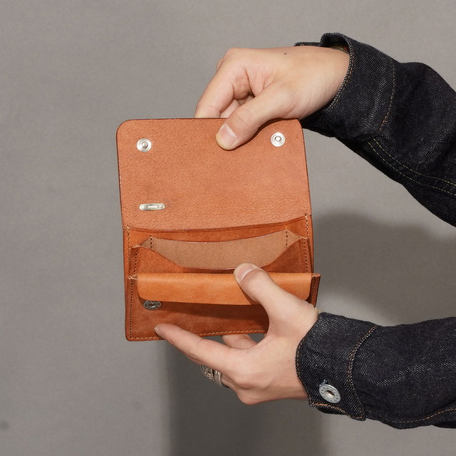 MOTOR / モーター「TRACKER'S MIDDLE WALLET / BROWN」イタリアン