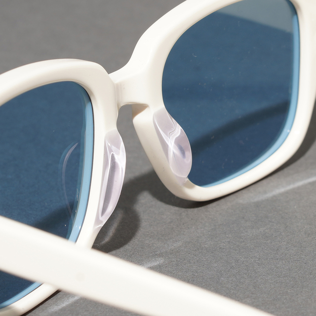 WRD61G06 /「Nuts and Bolts - GLASSES / WHITE」サングラス