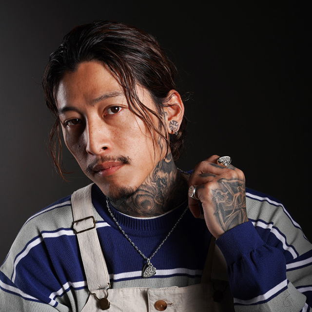 NASTOYS/ナストイズ「Mid-Century Plate TOP」925製ネックレストップ