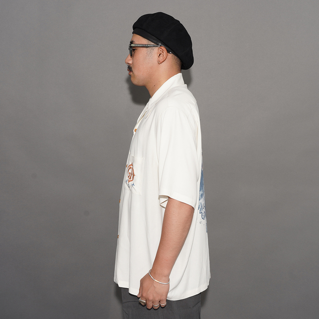 BYGH6112 /「GLADDING DOG - S/S BACK PANEL SHIRT / IVORY」バック
