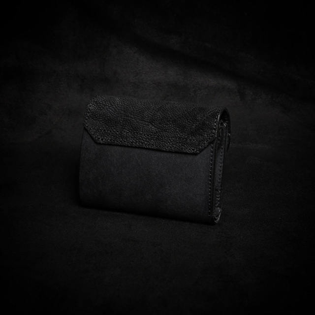 moto コンパクトウォレット MOTO / モト「W10 ELEPHANT COMPACT WALLET / BLACK」コンパクト