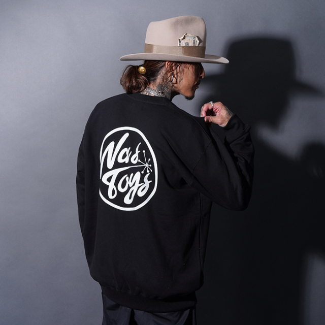 NASTOYS/ナストイズ「Circle Logo Crew Sweat / BLACK」クルーネックスウェット