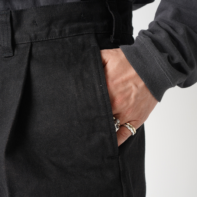 TC24AW-AW601 /「Blackie Denim Slacks / BLACK」ブラッキー