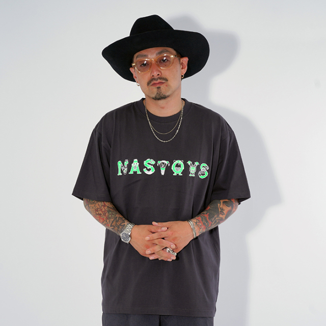 NTCB-250102 /「NASTY MONSTER S/S TEE / CHARCOAL」プリントS