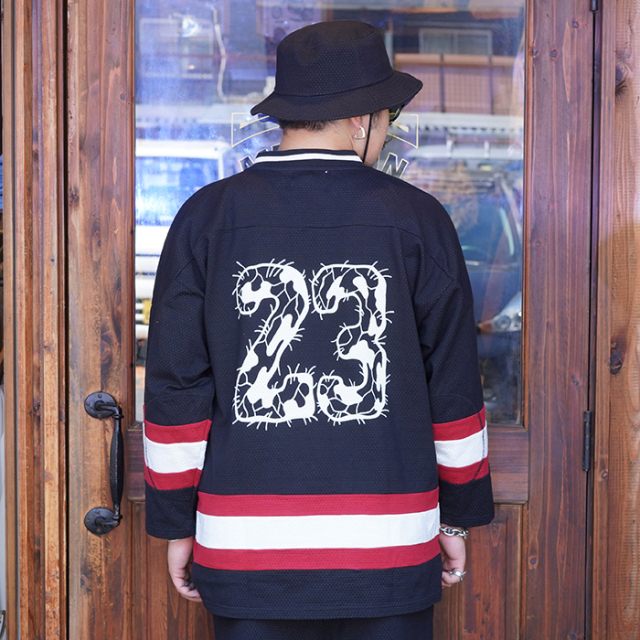 AWORDシャツ WRD5117 /「MONSTERS - HOCKEY JERSEY / BLACK」 フットボールTシャツ