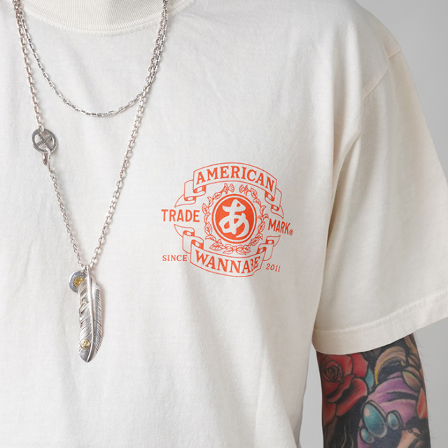 AWTB-250301 /「TRADE MARK S/S TEE / WHITE×ORANGE」プリントS/S Tシャツ