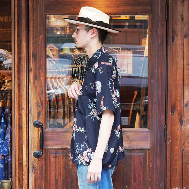 GSV5108 /「LADY WITH PANTHER - S/S SHIRTS / BLACK