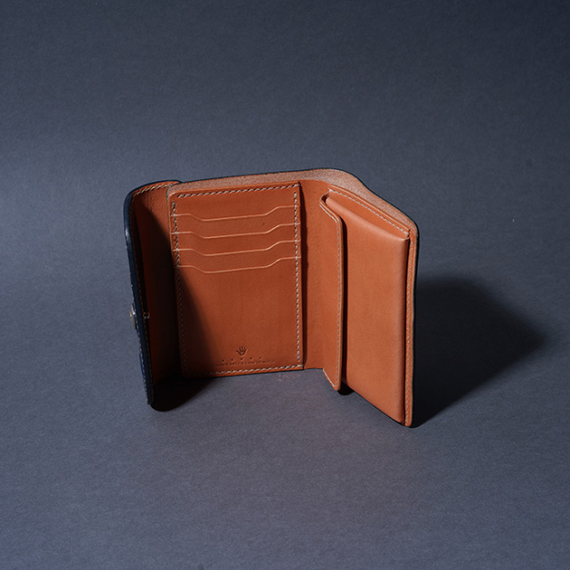 MOTO / モト「W6 CROCODILE×BELGIUM TAN LEATHER MIDDLE WALLET / NAVY