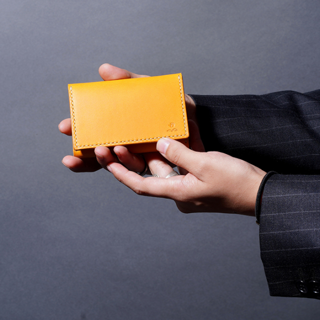 MOTO / モト「CA4 CARD CASE / YELLOW」カードケース・名刺入れ